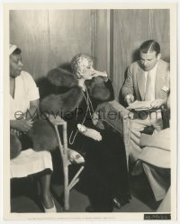 7r0269 I'M NO ANGEL candid deluxe 8x10 still 1933 Mae West looking bored during script reading!