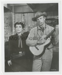 7r0293 JOHNNY GUITAR 8.25x10 still 1954 best c/u of Joan Crawford & Sterling Hayden with guitar!