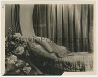 7r0354 MASK OF FU MANCHU set reference 8x10.25 photo 1932 close up of his bed in circular opening!