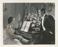 7r0408 PARNELL 8.25x10 still 1937 Myrna Loy asks Clark Gable if he wants to know what she's playing!