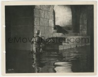 7r0412 PHANTOM OF THE OPERA 8x10.25 still 1925 Lon Chaney returns from his mission of murder!