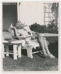 7r0432 RITA HAYWORTH 8.25x10 still 1947 relaxing outside at home with blonde hair by Coburn!