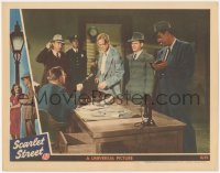 7r1414 SCARLET STREET LC 1945 Fritz Lang noir, police show the murder weapon to Dan Duryea!