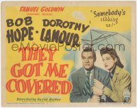7r0807 THEY GOT ME COVERED TC 1943 great close up of Bob Hope & Dorothy Lamour under umbrella!
