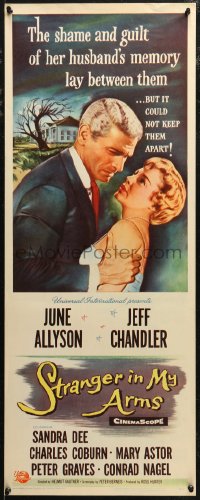 7t0633 STRANGER IN MY ARMS insert 1959 close up of Jeff Chandler grabbing pretty June Allyson!