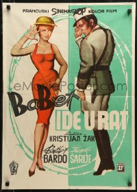 7t0220 BABETTE GOES TO WAR Yugoslavian 20x28 1960 sexy Brigitte Bardot, Babette s'en va-t-en guerre!
