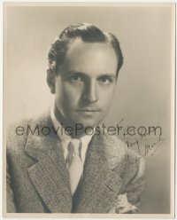 7w0388 FREDRIC MARCH signed deluxe 8x10 still 1930s head & shoulders portrait in suit & tie!
