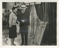 7w0390 GINNY SIMMS signed deluxe 8.25x10 still 1944 by fortune teller with Murphy in Broadway Rhythm!