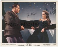 7w0402 JANET LEIGH signed color 8x10 still 1957 all dressed up with big John Wayne in Jet Pilot!