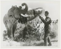 7w0986 LEO GORDON signed 8x10 REPRO still 1989 close up by elephant in Tarzan Goes to India!