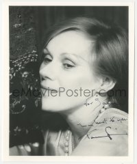 7w1052 TAMMY GRIMES signed 8x10 REPRO still 1980s head & shoulders portrait of the pretty actress!