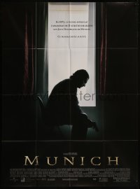 7y1111 MUNICH French 1p 2006 Steven Spielberg, murders at the 1972 Olympics in Germany!