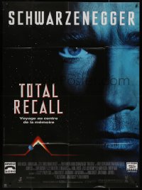 7y1268 TOTAL RECALL French 1p 1990 Paul Verhoeven sci-fi, super close up of Arnold Schwarzenegger!