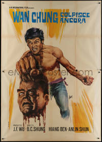 7y0464 REVENGE OF THE IRON-FIST MAIDEN Italian 2p 1973 Aller art of man holding severed head!