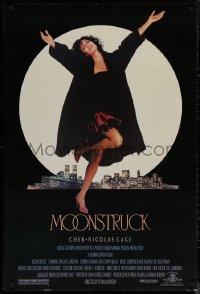 8a1007 MOONSTRUCK 1sh 1987 Nicholas Cage, Olympia Dukakis, Cher in front of NYC skyline!