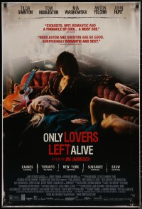 8a1033 ONLY LOVERS LEFT ALIVE 1sh 2013 image of Tilda Swinton & Tom Hiddleston laying on couch!