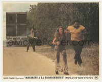8f0129 TEXAS CHAINSAW MASSACRE French LC 1982 Tobe Hooper cult classic, Burns runs from Leatherface!