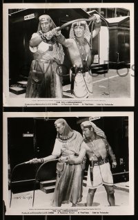 8g0269 TEN COMMANDMENTS 4 8x10 stills 1956 three w/Vincent Price being instructed on how to use whip!