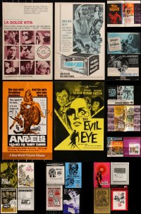 8h0011 LOT OF 23 UNCUT PRESSBOOKS 1960s-1970s advertising for a variety of different movies!