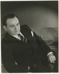 8k0133 EDWARD G. ROBINSON 7.5x9.5 still 1930s great portrait in pinstripe suit by Elmer Fryer!