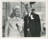8k0221 IT HAD TO BE YOU 8x10 key book still 1947 Jack Rice assists Ginger Rogers with her shopping!