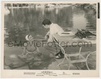 8k0251 LEAVE HER TO HEAVEN 8x10.25 still R1952 sexy Gene Tierney swimming in pool by Cornel Wilde!