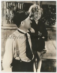 8k0388 SHIRLEY TEMPLE/WILL ROGERS 6.75x8.75 still 1934 great close up in a scene from David Harum!