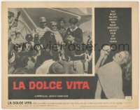 8k1031 LA DOLCE VITA LC #7 1961 Federico Fellini, sexy Anita Ekberg talks to photographers!