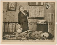 8k1180 SHOULDER ARMS LC 1918 Belgian girl Edna Purviance discovers refugee Charlie Chaplin on bed!