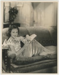 8m0210 ANN DVORAK deluxe 11x14 still 1933 the pretty actress relaxing on couch by Elmer Fryer!
