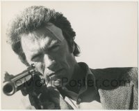 8m0277 MAGNUM FORCE deluxe 10.75x13.75 still 1973 Clint Eastwood is Dirty Harry pointing his huge gun!