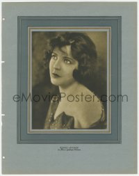 8m0022 RENEE ADOREE campaign book page 1925 pretty portrait in Metro-Goldwyn Pictures!