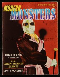 8m0545 MODERN MONSTERS magazine October-November 1966 great cover art of The Invisible Man!