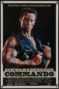 8p0816 COMMANDO 1sh 1985 Arnold Schwarzenegger is going to make someone pay!