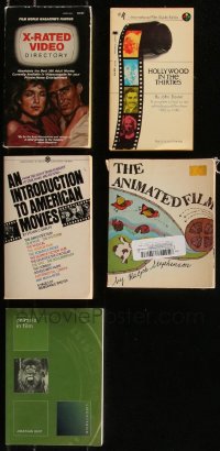 8s0436 LOT OF 5 PAPERBACK MOVIE BOOKS 1970-2002 filled with great images & information!