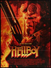 8t0931 HELLBOY French 1p 2019 completely different image of David Harbour in the title role!