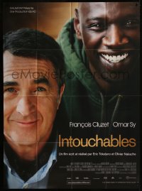 8t0970 INTOUCHABLES French 1p 2012 great close portrait of Francois Cluzet & Omar Sy!