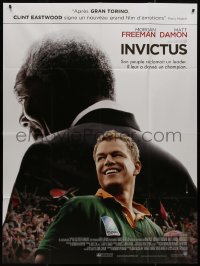 8t0973 INVICTUS French 1p 2010 Morgan Freeman as Nelson Mandela, Matt Damon, rugby!