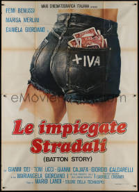 8t0335 BATTON STORY Italian 2p 1976 art of cash in sexy woman's back pocket of her short shorts!