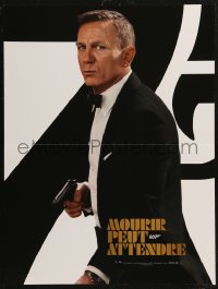 8x0382 NO TIME TO DIE teaser French 16x21 2020 image of Daniel Craig as James Bond 007 with gun!