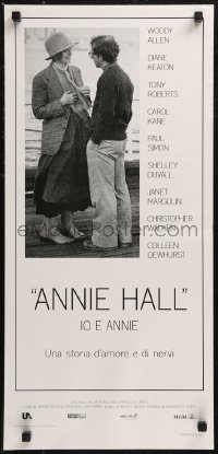 8x0773 ANNIE HALL Italian locandina R2018 full-length Woody Allen & Diane Keaton in a nervous romance