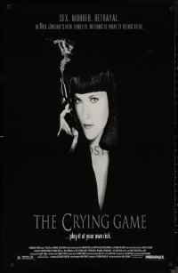 8y0912 CRYING GAME 25x39 1sh 1992 Neil Jordan classic, great image of Miranda Richardson with smoking gun!