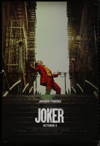 8y1060 JOKER teaser DS 1sh 2019 Joaquin Phoenix as the DC Comics villain at the top of the steps!