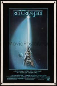 8y1193 RETURN OF THE JEDI 1sh 1983 George Lucas, art of hands holding lightsaber by Reamer!
