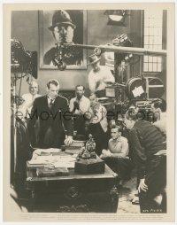 8z0167 CLOAK & DAGGER candid 8x10.25 still 1946 cool image of Fritz Lang & crew filming Gary Cooper!