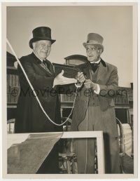 8z0255 GENERAL ELECTRIC THEATER TV 7x9 still 1959 Boris Karloff & Edgar Buchanan in The Indian Giver!