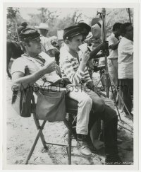 8z0383 MAJOR DUNDEE 8.25x10 still 1965 Charlton Heston with his son Fraser between scenes!