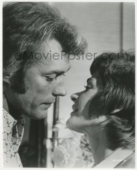 8z0472 PLAY MISTY FOR ME 7.75x9.5 still 1971 c/u of Clint Eastwood & Jessica Walter about to kiss!