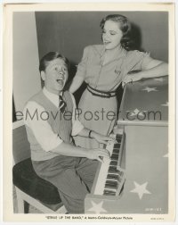 8z0549 STRIKE UP THE BAND 8x10.25 still 1940 Mickey Rooney playing piano & singing w/ Judy Garland