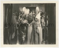8z0627 YOUNG RAJAH 8x10 still 1922 Rudolph Valentino & Wanda Hawley at fancy party, rare!